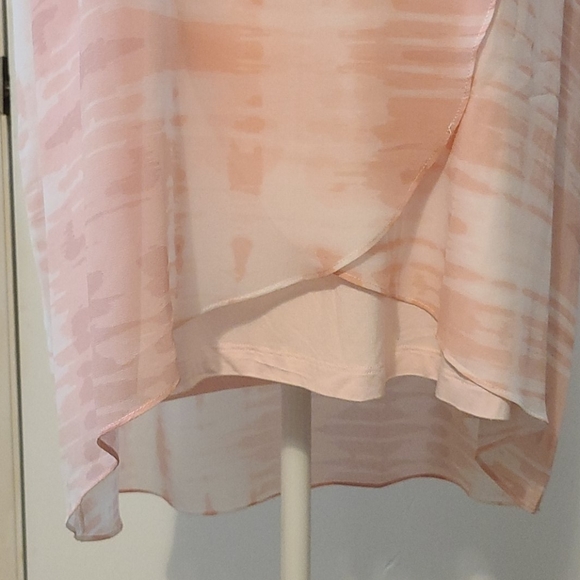 H by Halston Pink and White Flowing Top - Picture 2 of 8